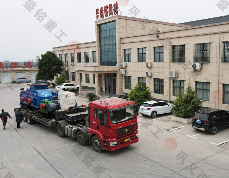 時產200噸對輥液壓制砂機，處理鵝卵石、石灰石的出砂效果怎么樣呢？